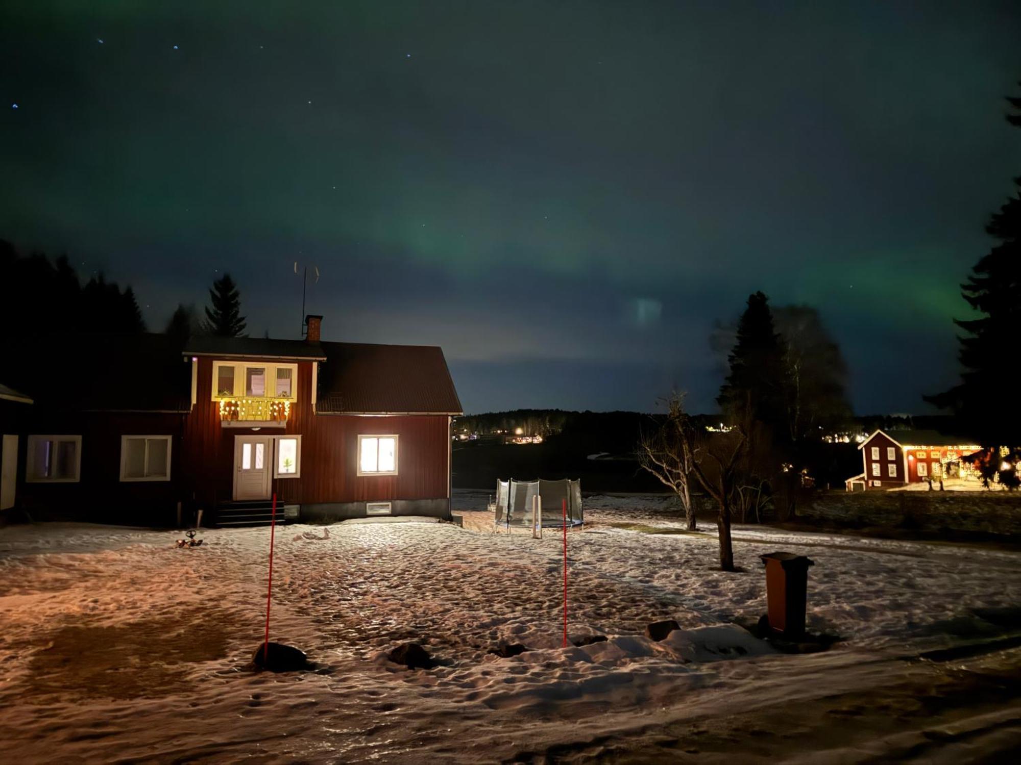 Vila Ett Hus Med 3 Sovrum Med Supersnabba Internet Fiberanslutningen 1000Mb-100Mb I Hoeg, 7 Minuter Fran Hudiksvall Exteriér fotografie